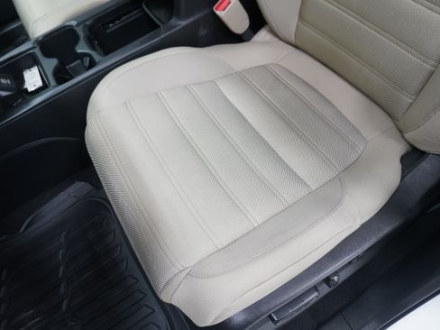 Used 2017 Honda CR-V EX image 12