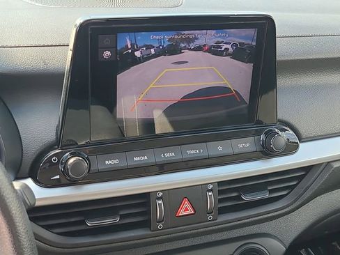 Used 2024 Kia Forte LXS image 28