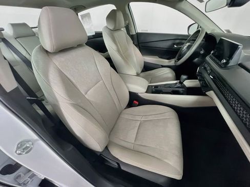 Certified 2023 Honda Accord EX image 29