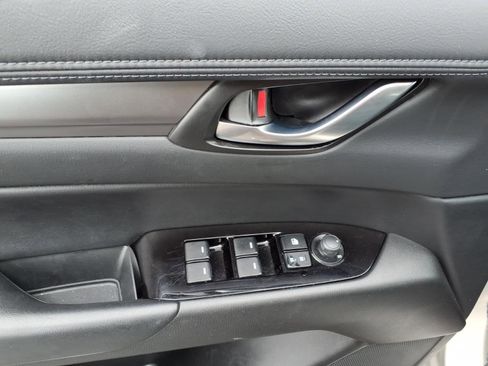 Used 2025 MAZDA CX-5 AWD 2.5 S w/ Select Package image 13