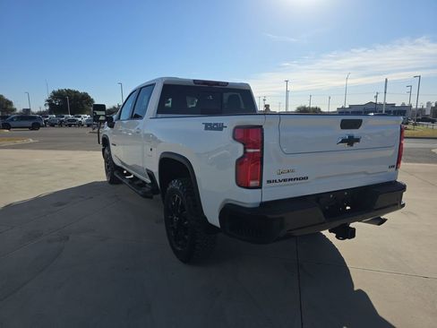 Used 2025 Chevrolet Silverado 2500 LTZ w/ Trail Boss Package image 23