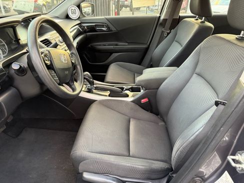 Used 2017 Honda Accord LX image 11