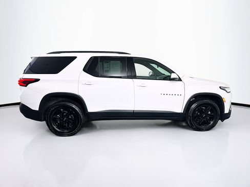 Used 2023 Chevrolet Traverse LT image 10