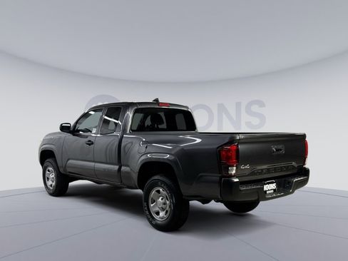 Used 2021 Toyota Tacoma SR image 10