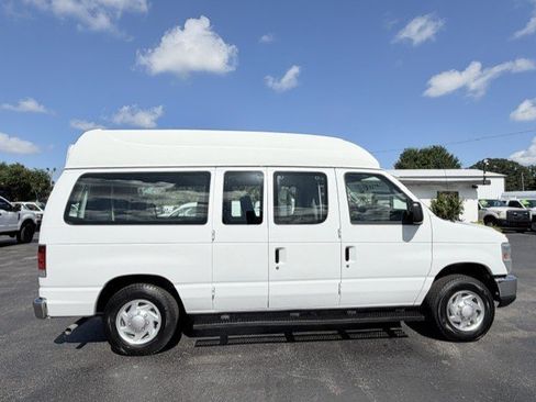 Used 2013 Ford E-150 and Econoline 150 w/ PWR Group RWD image 5