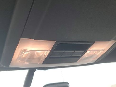 Used 2017 Lincoln Navigator L Select AWD/4WD image 21