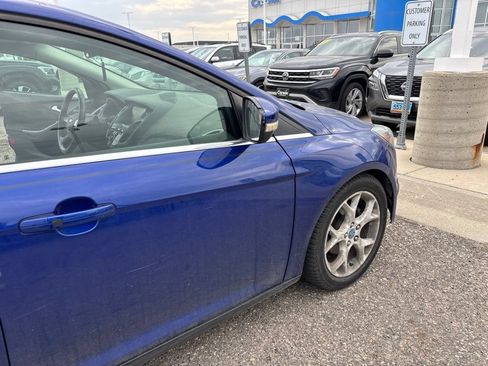 Used 2012 Ford Focus Titanium FWD image 8