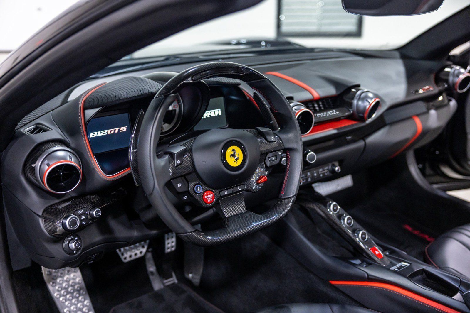 Used 2021 Ferrari 812 GTS RWD image 37