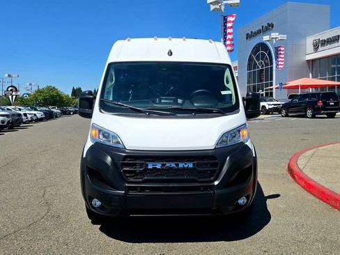 Used 2025 RAM ProMaster 2500 w/ Safety Group FWD image 2