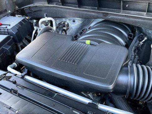 Used 2026 GMC Sierra 1500 SLT RWD image 33