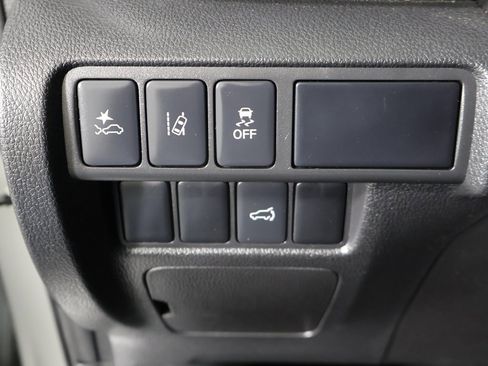 Used 2024 Mitsubishi Eclipse Cross SE image 35