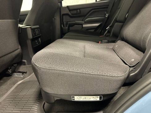 Used 2025 Toyota 4Runner SR5 AWD/4WD image 41