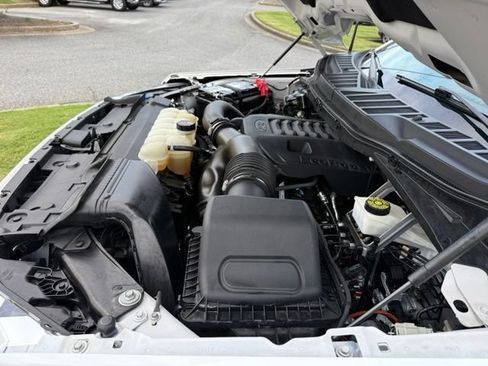 Used 2021 Ford F150 Lariat w/ Equipment Group 502A High AWD/4WD image 32