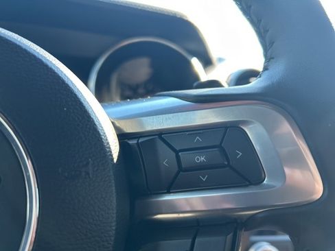 Used 2022 Ford Mustang GT Premium image 21