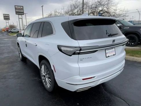 New 2026 Buick Enclave Avenir w/ Super Cruise Package AWD/4WD image 8