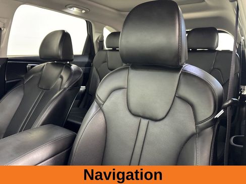 Used 2024 Kia Sorento S w/ Panoramic Sunroof Package image 10