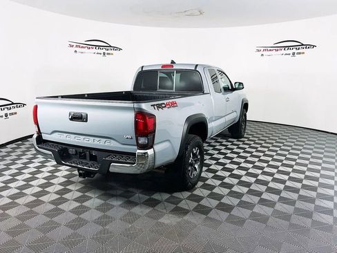 Used 2019 Toyota Tacoma TRD Off-Road image 8