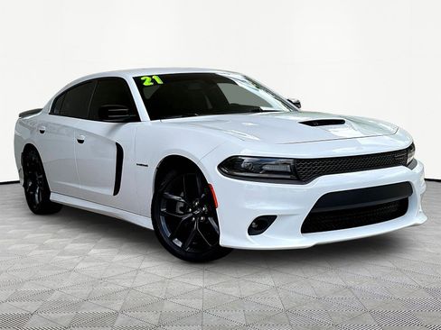Used 2021 Dodge Charger R/T w/ Plus Group RWD image 3