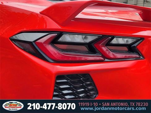 Used 2021 Chevrolet Corvette Stingray Preferred Cpe w/ Z51 Performance Package image 9