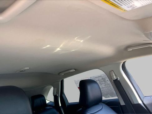 Used 2024 Ford Edge SEL AWD/4WD image 14