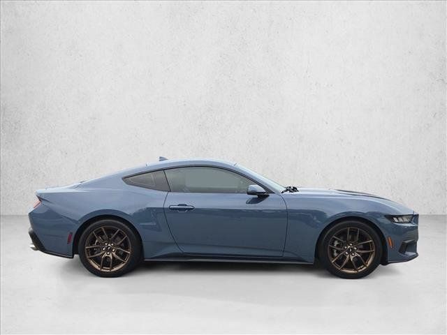 Used 2025 Ford Mustang Premium RWD image 4