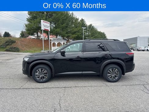 New 2026 Nissan Pathfinder SV w/ SV Premium Package AWD/4WD image 2