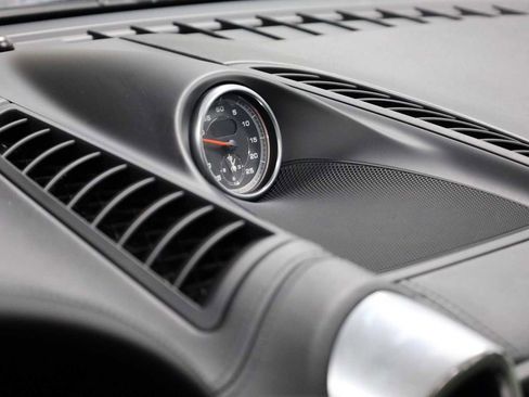 Used 2018 Porsche Cayenne GTS image 19