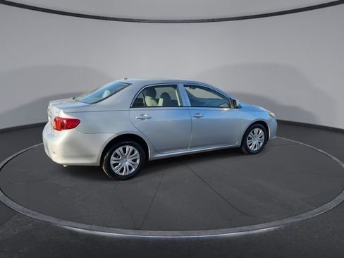 Used 2010 Toyota Corolla LE image 16