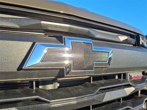 Used 2025 Chevrolet Colorado Trail Boss image 29