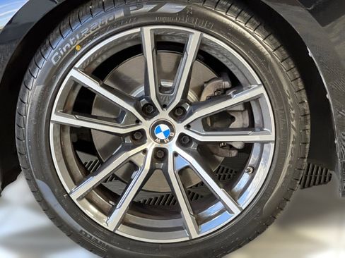 Used 2024 BMW 430i Convertible image 11