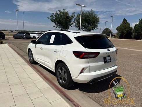 Used 2023 Ford Escape ST-Line w/ Tech Pack #1 FWD image 7