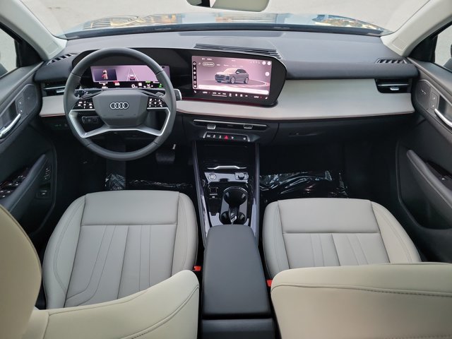 New 2026 Audi Q3 quattro 2.0T AWD/4WD image 2