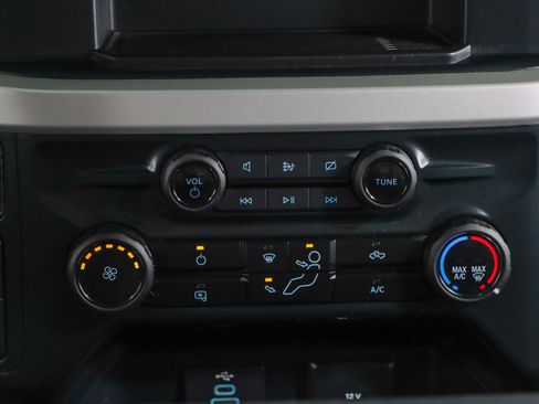 Used 2023 Ford F250 XLT w/ FX4 Off-Road Package image 20