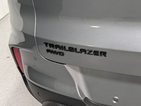 New 2026 Chevrolet TrailBlazer RS w/ Convenience Package AWD/4WD image 5