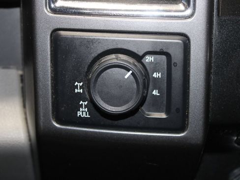 Used 2016 Ford F150 XLT w/ Equipment Group 302A Luxury AWD/4WD image 42