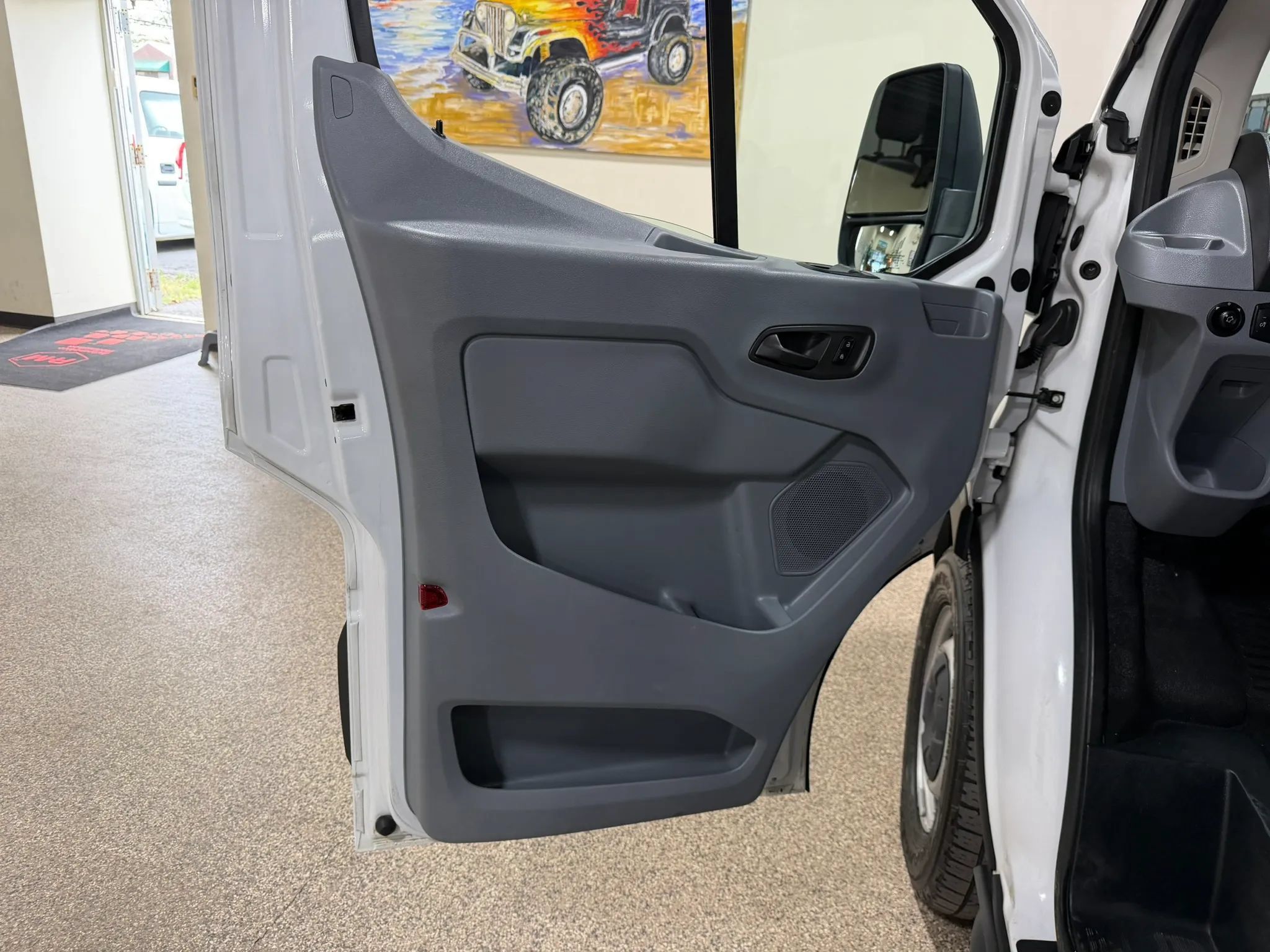 Used 2015 Ford Transit 350 XL RWD image 23
