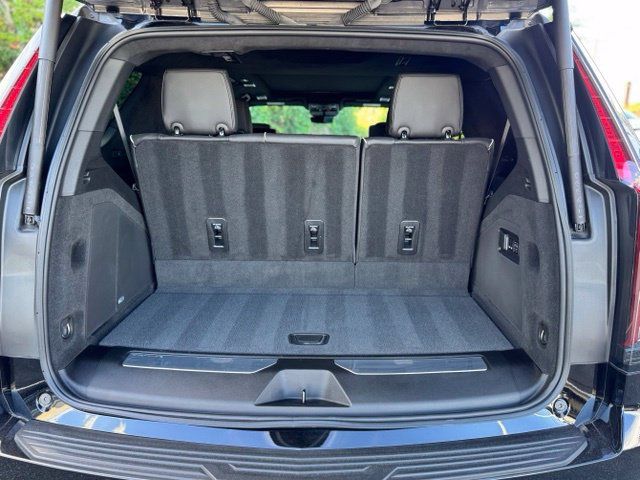 Used 2023 Cadillac Escalade V w/ Heavy-Duty Trailer Package AWD/4WD image 14