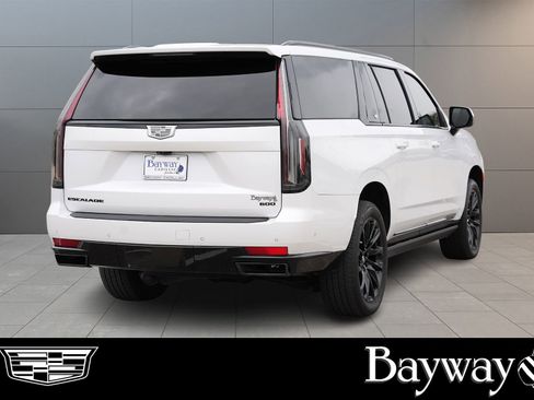 Certified 2024 Cadillac Escalade ESV Sport Platinum w/ LPO, ONYX Package image 5