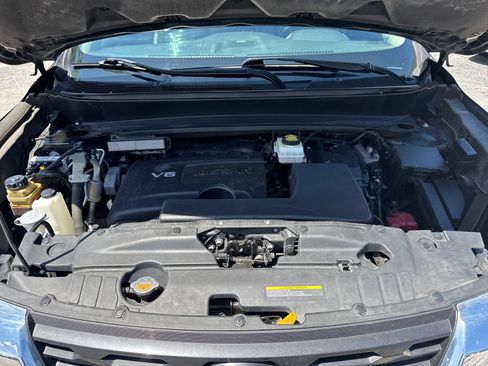 Used 2019 Nissan Pathfinder Platinum AWD/4WD image 52