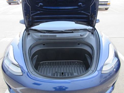 Used 2022 Tesla Model 3 Standard Range image 51