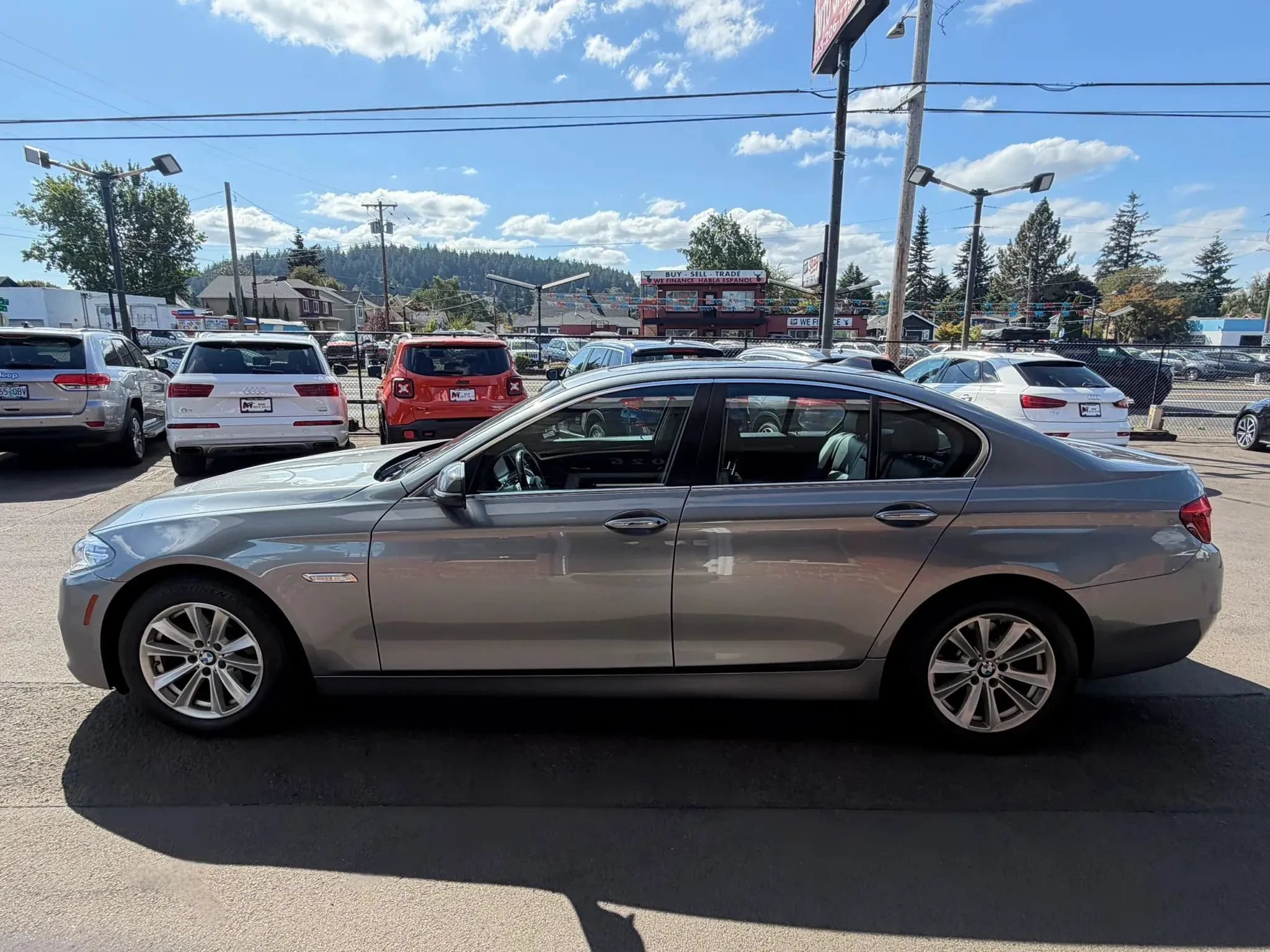 Used 2016 BMW 528i xDrive Sedan AWD/4WD image 9