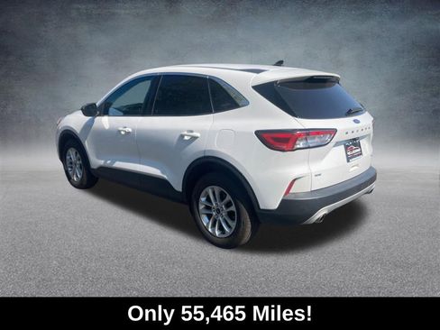 Used 2022 Ford Escape SE w/ Cold Weather Package image 3