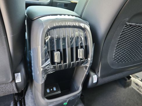New 2026 Hyundai Kona SEL Premium FWD image 17