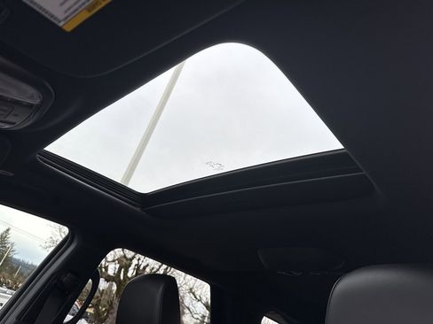 Used 2025 Dodge Durango R/T image 14