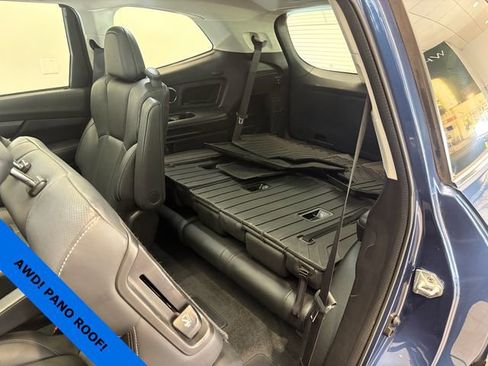 Used 2021 Subaru Ascent Limited w/ Technology Package AWD/4WD image 12