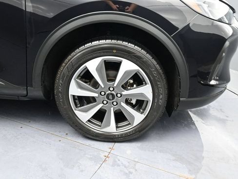 Used 2024 Ford Escape Platinum AWD/4WD image 18