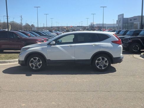 Used 2018 Honda CR-V EX-L image 2