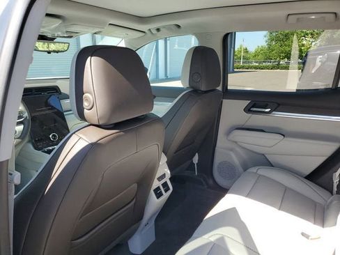 New 2026 GMC Terrain Denali AWD/4WD image 10