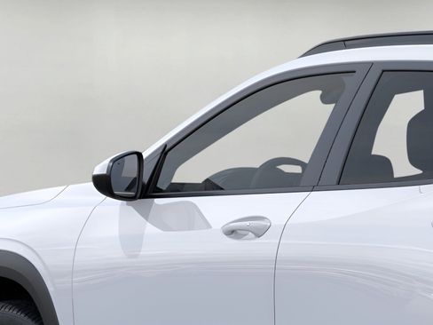 New 2026 Chevrolet Trax LT w/ Driver Confidence Package FWD image 12