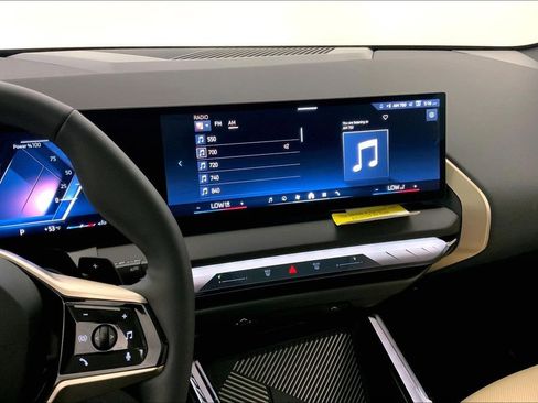 Certified 2025 BMW X3 xDrive30i w/ Convenience Package image 5